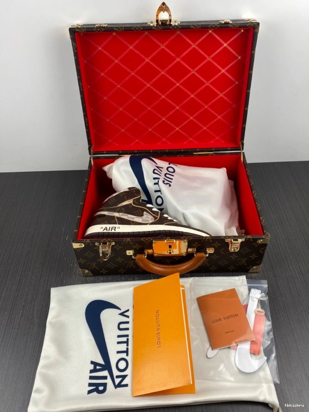 Reps TBK Jordan OFF-WHITE 1 LV Air x 0715